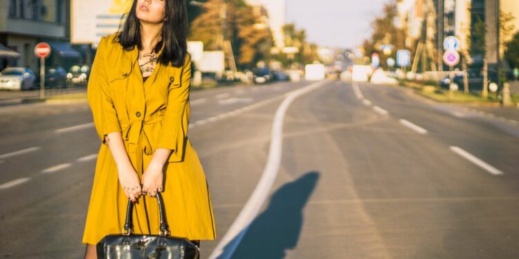 15 Signs That Prove That You’re Addicted To Fashion