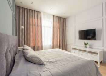 Best TV In India (2022): Top Smart TVs, LED TVs And 4K TVs