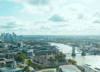 7 Reasons Why You Should Visit London In The Summer