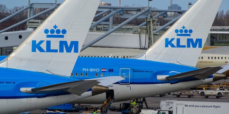 KLM: Manage your KLM booking and check in online