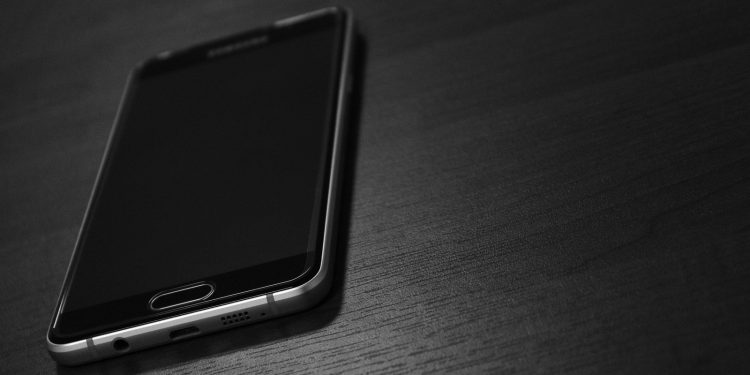 Introducing the Revolutionary Samsung Z Flip 5: A Foldable Phone Like No Other