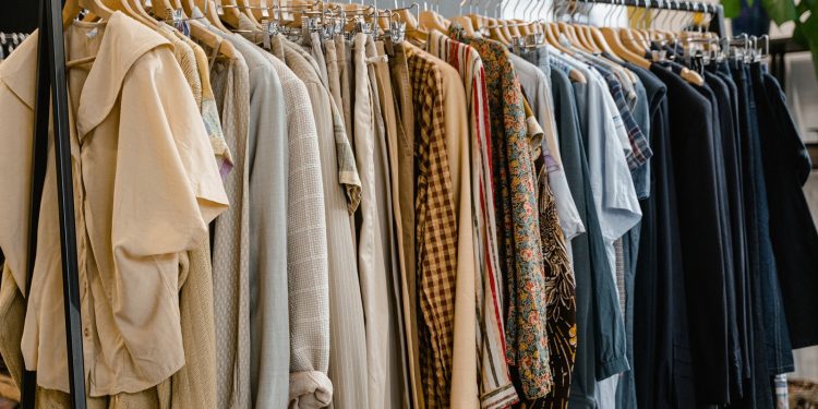 Score Amazing Deals on Fashionable Clothes with 75% Off at Official – Zulily!