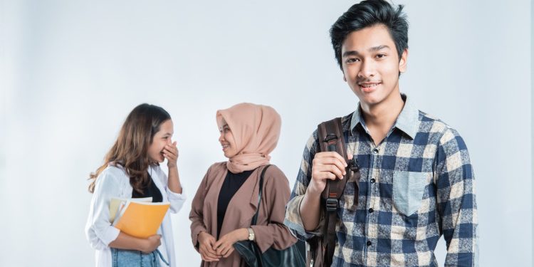 Maximizing Your Chances for Success: The Ultimate Guide to Winning Scholarships with Official-ScholarshipOwl