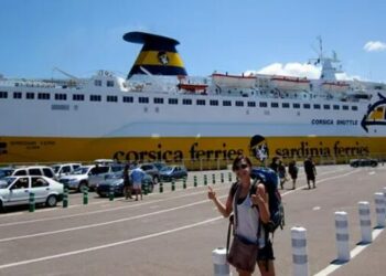 A Step-by-Step Guide to Booking Your Corsica Ferry Experience