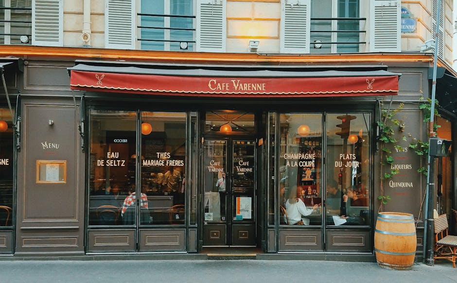 chic french woman cafe