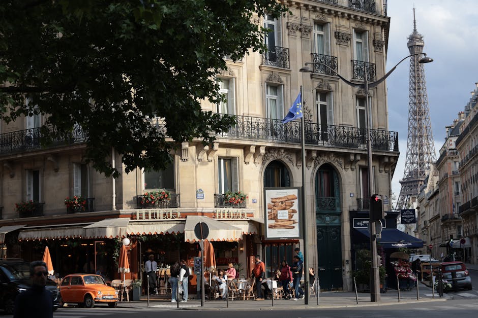 eiffel tower cafe