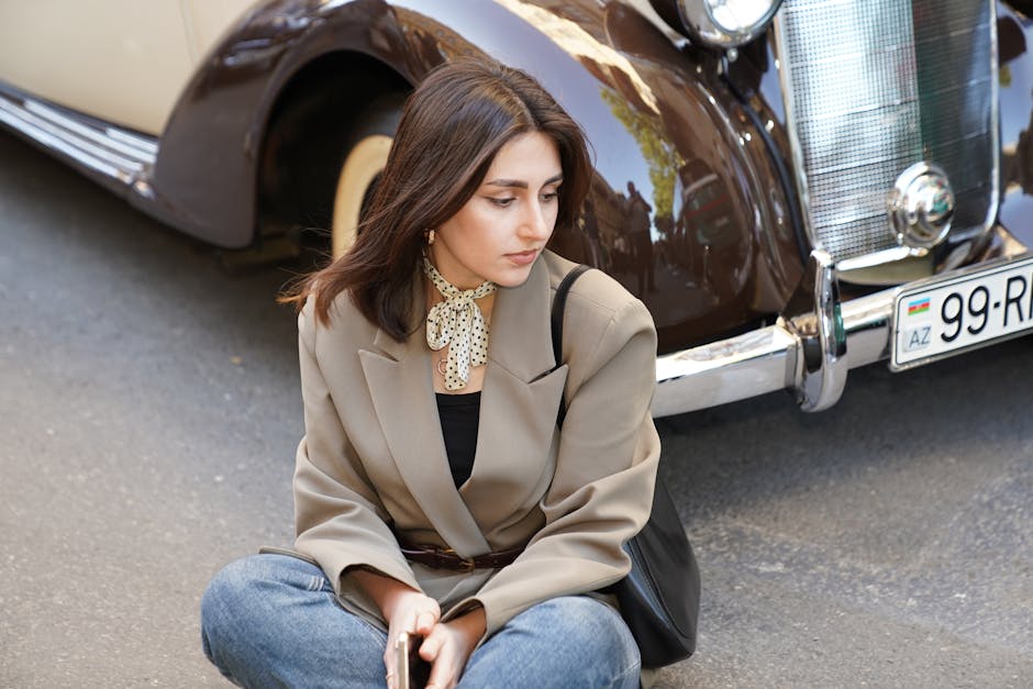 french woman street style blazer jeans