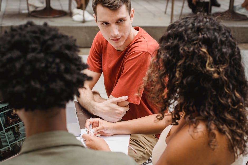 friends discussing project
