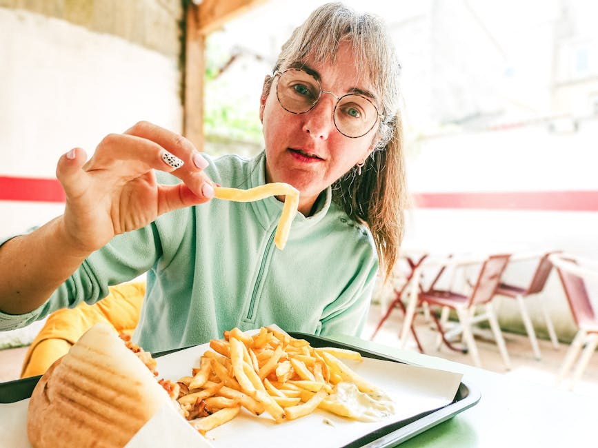 solo female traveler eating street food