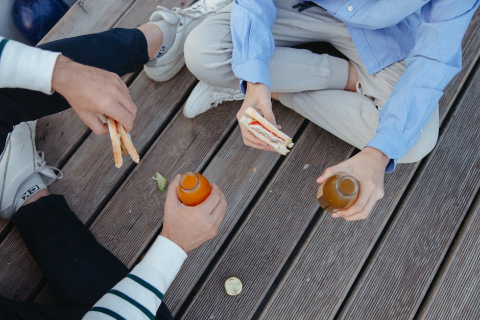 People enjoying healthy picnic