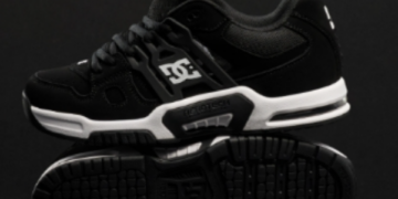 Entdecke Performance-Skateschuhe, Bekleidung und Streetwear-Styles von DC Shoes
