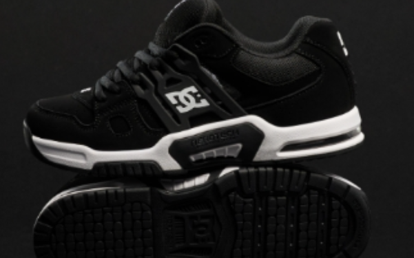 Entdecke Performance-Skateschuhe, Bekleidung und Streetwear-Styles von DC Shoes
