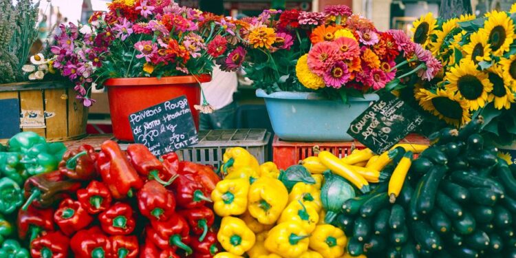 Гародніна і садавіна на мясцовым беларускім рынку